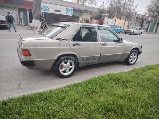 Mercedes 190 1989, 222,200 km - 1.8 л - Mingəçevir