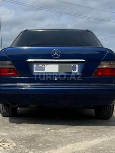 Mercedes E 220 1995, 555,000 km - 2.2 l - Bakı