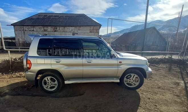 Mitsubishi Pajero io 2000, 203,000 km - 1.8 l - Gədəbəy