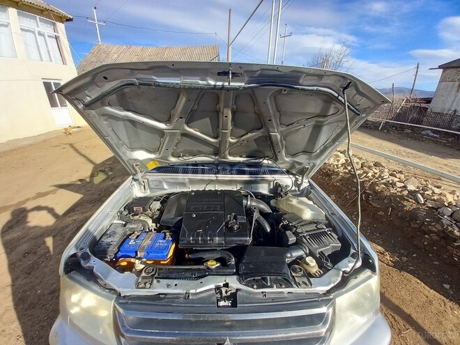 Mitsubishi Pajero io 2000, 203,000 km - 1.8 l - Gədəbəy