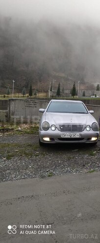 Mercedes E 220 2000, 350,000 km - 2.2 l - Zərdab