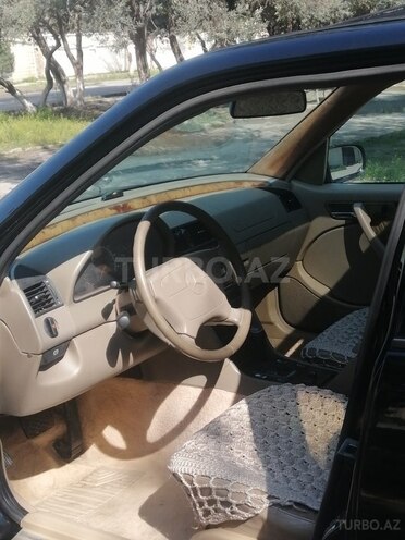 Mercedes C 230 1997, 298,000 km - 2.3 l - Bakı