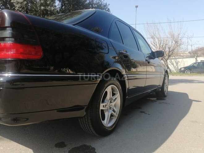 Mercedes C 230 1997, 298,000 km - 2.3 l - Bakı