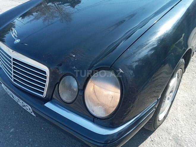 Mercedes E 220 1996, 553,990 km - 2.2 l - Bakı