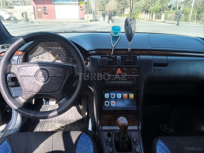 Mercedes E 220 1996, 553,990 km - 2.2 l - Bakı