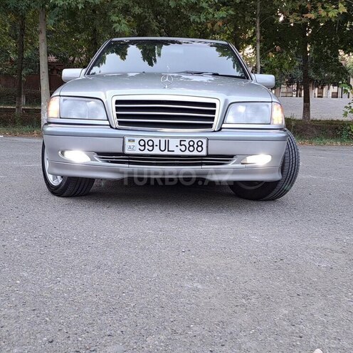 Mercedes C 220 1998, 300,000 km - 2.2 l - Bakı