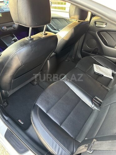 Kia Cerato 2014, 245,000 km - 1.6 l - Qəbələ