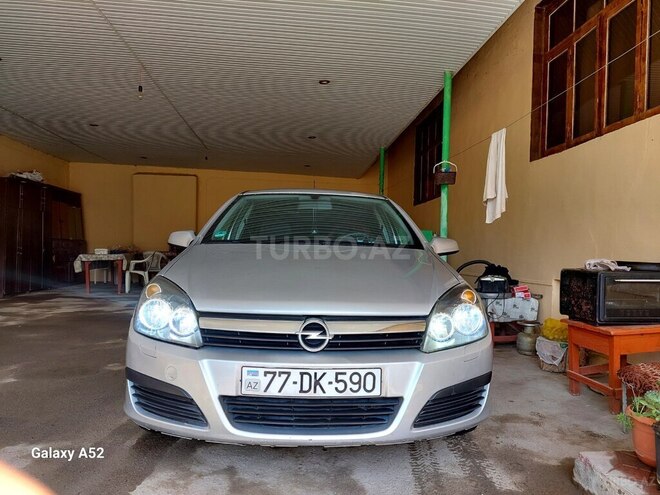 Opel Astra 2005, 209,000 km - 1.4 l - Şəmkir