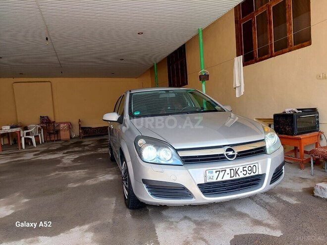 Opel Astra 2005, 209,000 km - 1.4 l - Şəmkir