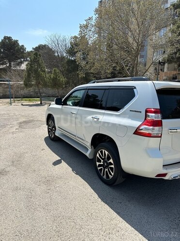 Toyota Prado 2010, 252,550 km - 2.7 l - Bakı