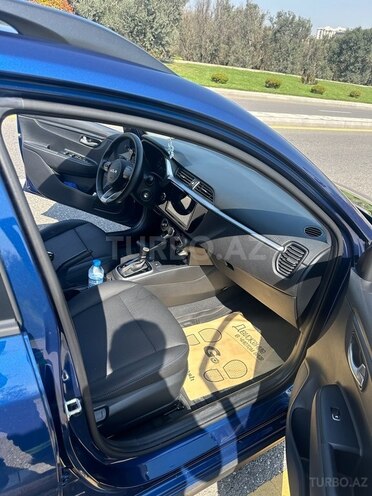 Kia Rio X-Line 2021, 8,000 km - 1.4 л - Bakı