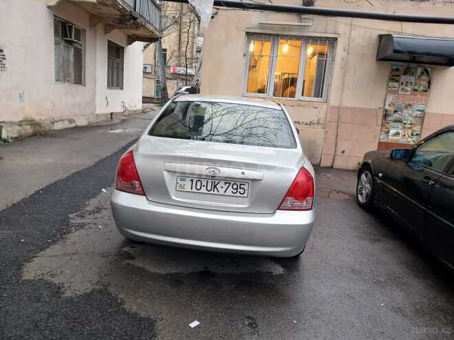 Hyundai Elantra 2004, 286,729 km - 2.0 л - Bakı
