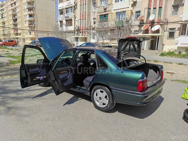 Opel Astra 1995, 344,000 km - 2.0 л - Bakı