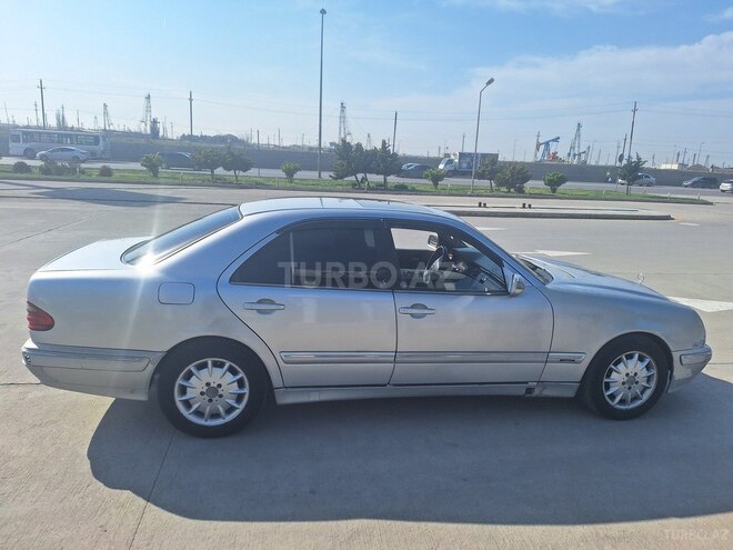 Mercedes E 270 2000, 710,000 km - 2.7 l - Bakı