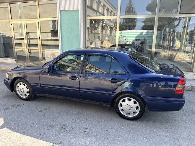Mercedes C 180 2004, 350,000 km - 1.8 l - Bakı