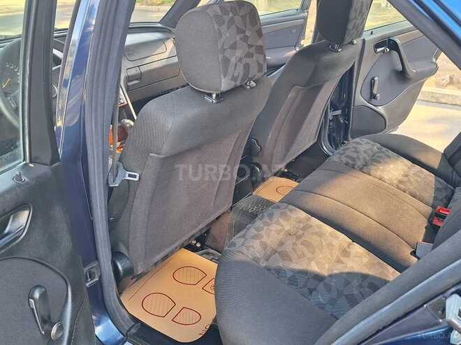 Mercedes C 220 1999, 210,894 km - 2.2 l - Sumqayıt