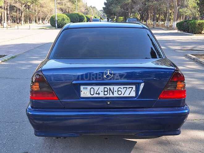 Mercedes C 220 1999, 210,894 km - 2.2 l - Sumqayıt