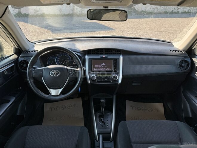 Toyota Corolla 2015, 95,961 km - 1.5 l - Bakı