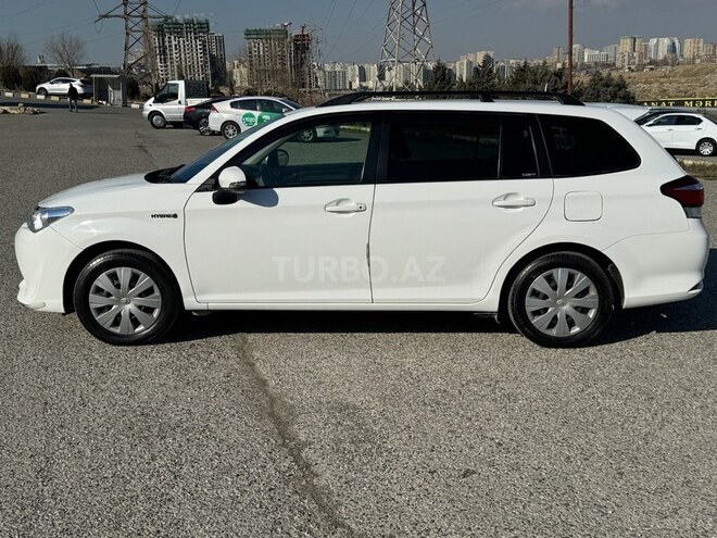 Toyota Corolla 2015, 95,961 km - 1.5 l - Bakı