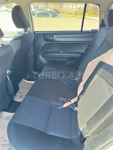 Toyota Corolla 2015, 95,961 km - 1.5 l - Bakı