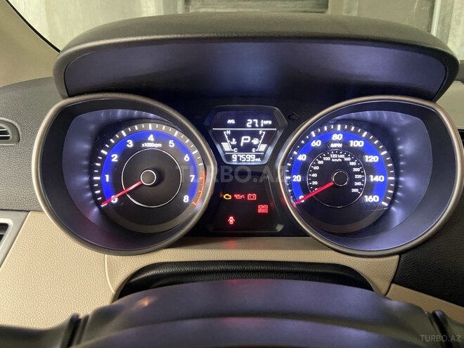 Hyundai Elantra 2015, 155,000 km - 1.8 л - Bakı