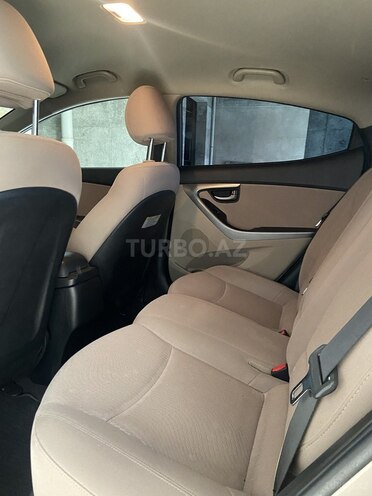Hyundai Elantra 2015, 155,000 km - 1.8 л - Bakı