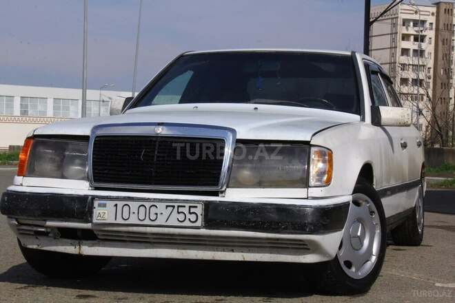 Mercedes E 200 1990, 456,000 km - 2.0 l - Gəncə