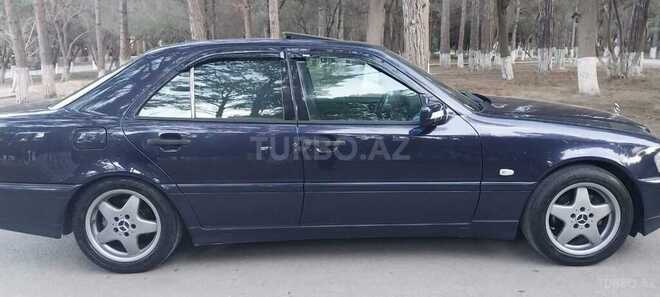 Mercedes C 230 1997, 235,000 km - 2.3 l - Sumqayıt