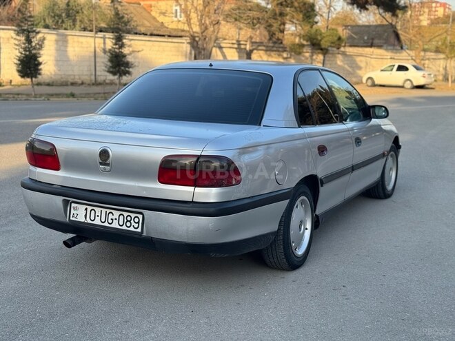Opel Omega 1996, 258,741 km - 2.0 l - Sumqayıt