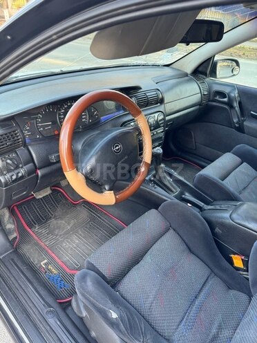 Opel Omega 1996, 258,741 km - 2.0 l - Sumqayıt