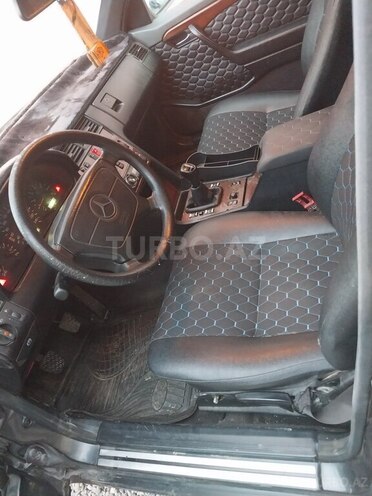 Mercedes C 180 1993, 250,000 km - 1.8 л - Bakı