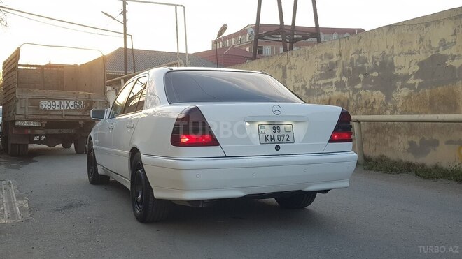 Mercedes C 200 1998, 380,000 km - 2.0 l - Bakı