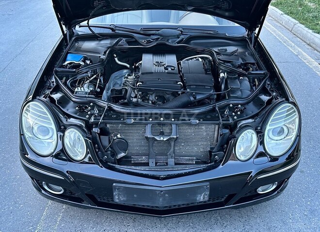 Mercedes E 240 2006, 282,000 km - 2.6 l - Bakı
