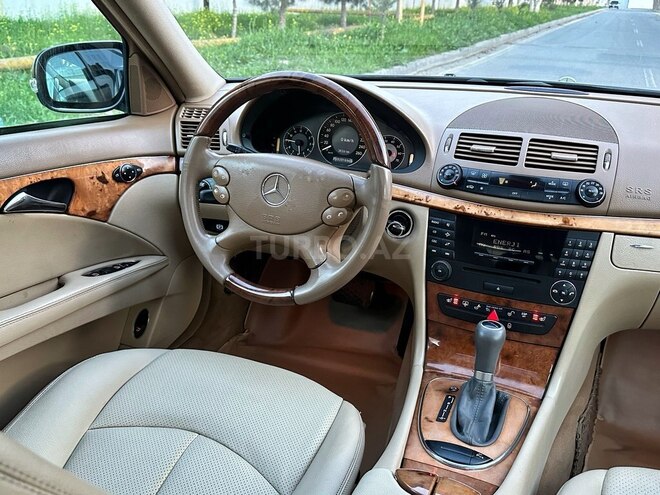 Mercedes E 240 2006, 282,000 km - 2.6 l - Bakı