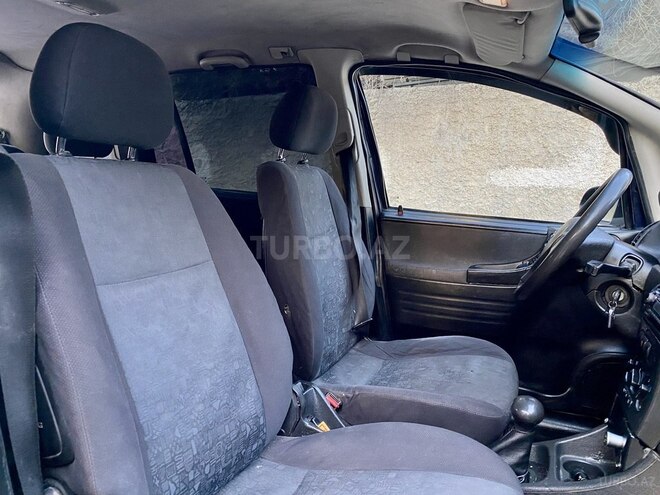 Opel Zafira 2001, 325,700 km - 2.2 л - Bakı