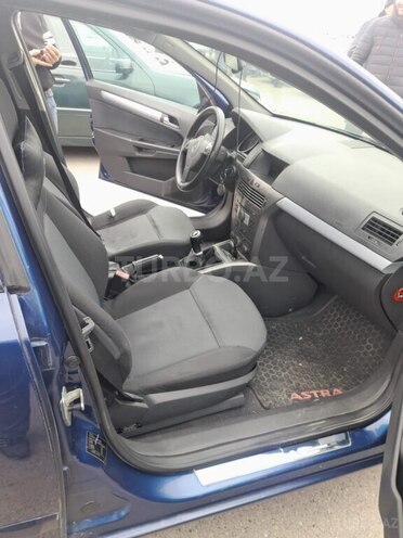 Opel Astra 2006, 180,000 km - 1.4 l - Bakı