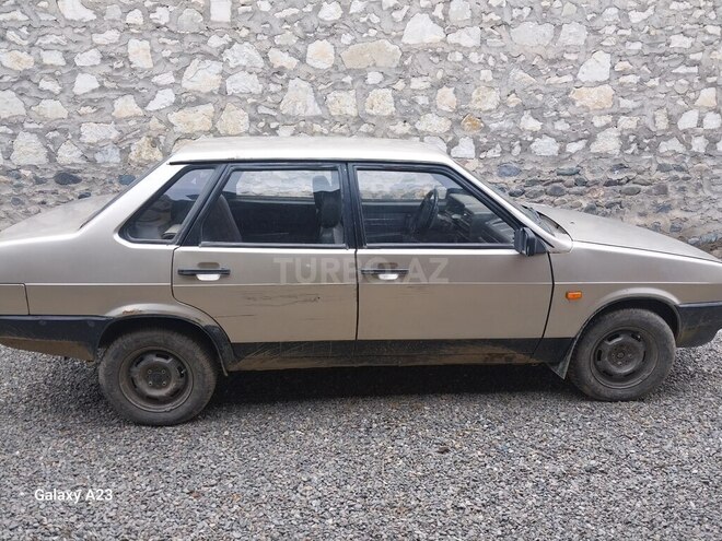 LADA (VAZ) 21099 1998, 288,800 km - 1.5 л - Samux
