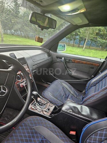 Mercedes C 220 1999, 520,000 km - 2.2 l - Qəbələ