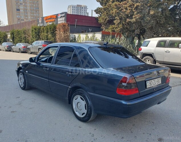 Mercedes C 200 1999, 333,124 km - 2.0 л - Bakı