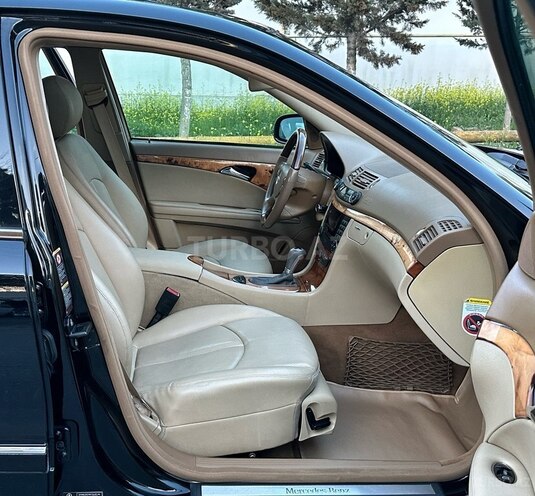 Mercedes E 200 2006, 283,000 km - 1.8 l - Bakı