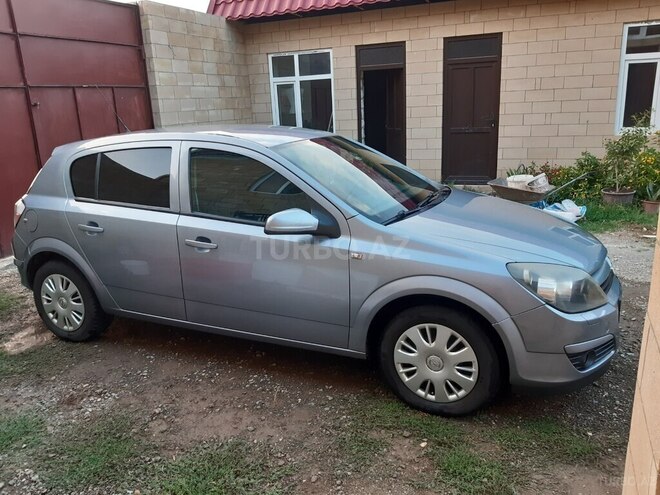 Opel Astra 2006, 199,100 km - 1.3 l - Bakı