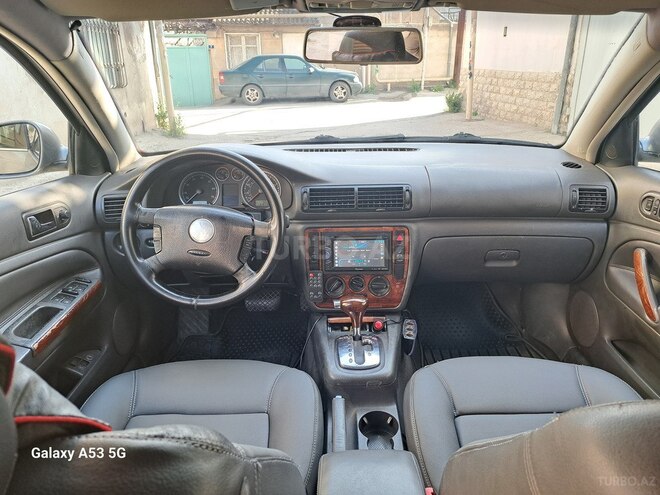 Volkswagen Passat 2004, 319,000 km - 1.8 l - Bakı