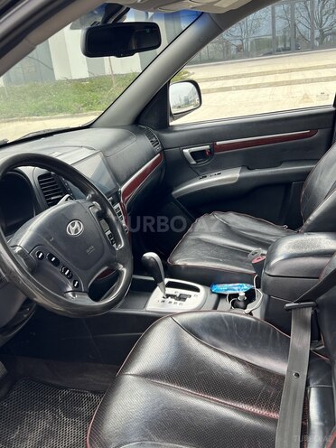 Hyundai Santa Fe 2005, 372,600 km - 2.7 l - Xudat