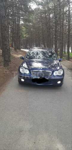 Mercedes C 270 2001, 467,000 km - 2.7 l - Bakı