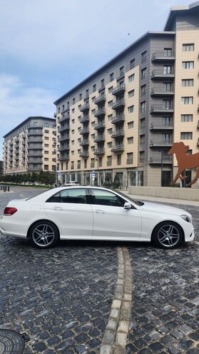 Mercedes E 250 2015, 40,000 km - 2.5 l - Bakı