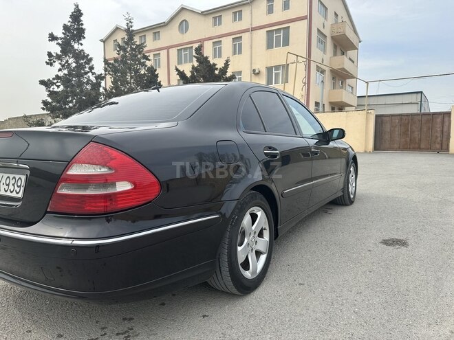Mercedes E 240 2002, 323,000 km - 2.4 l - Bakı