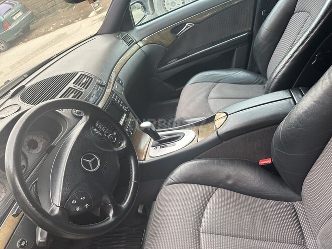 Mercedes E 240 2002, 323,000 km - 2.4 l - Bakı