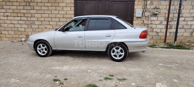 Opel Astra 1992, 446,000 km - 1.8 л - Bakı