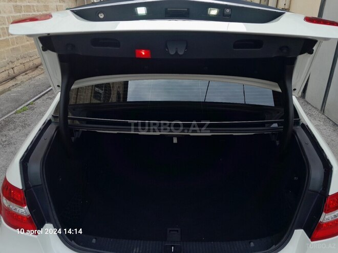 Mercedes E 350 2009, 255,000 km - 3.5 л - Bakı