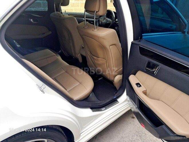 Mercedes E 350 2009, 255,000 km - 3.5 л - Bakı